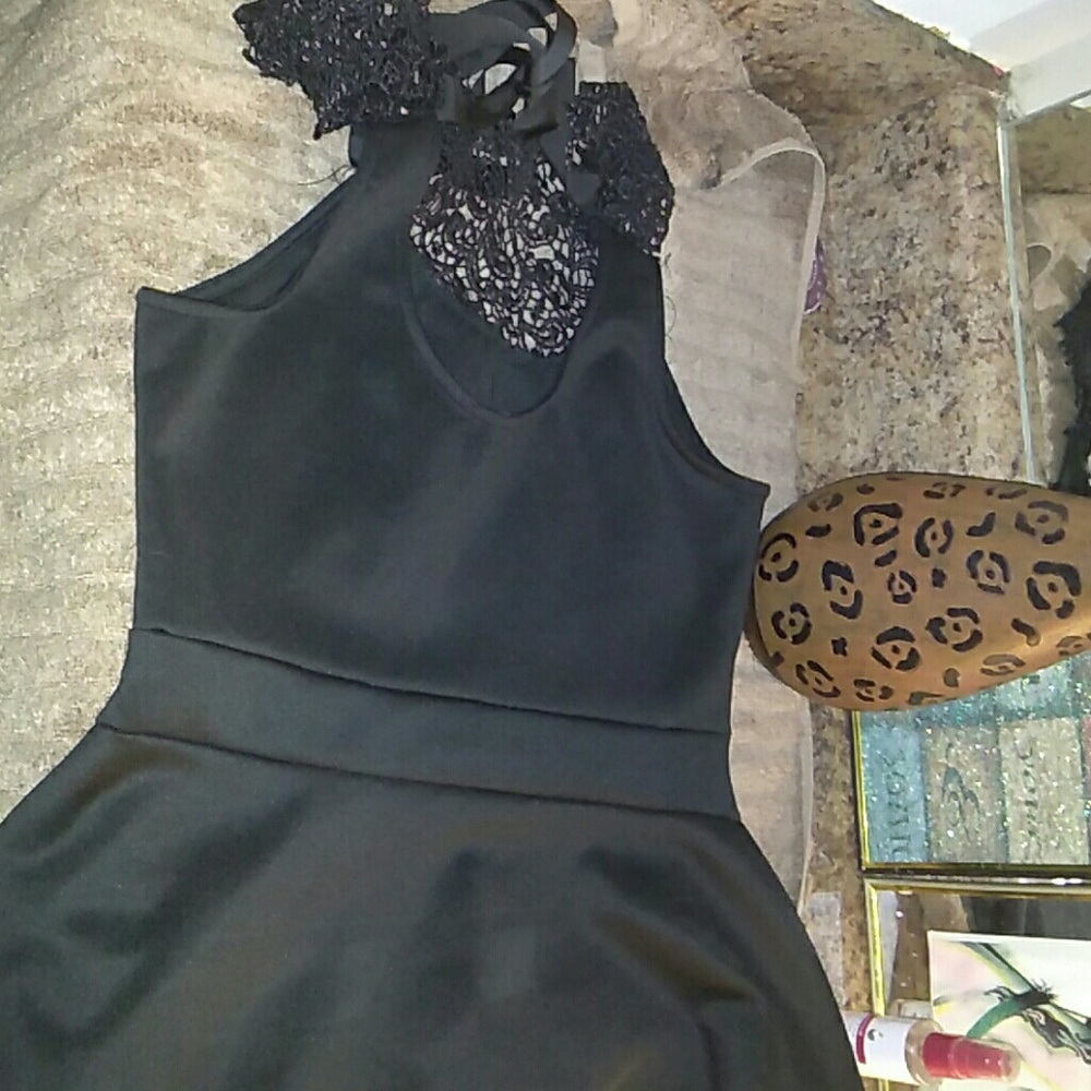 Blouse - Picture 3 of 3